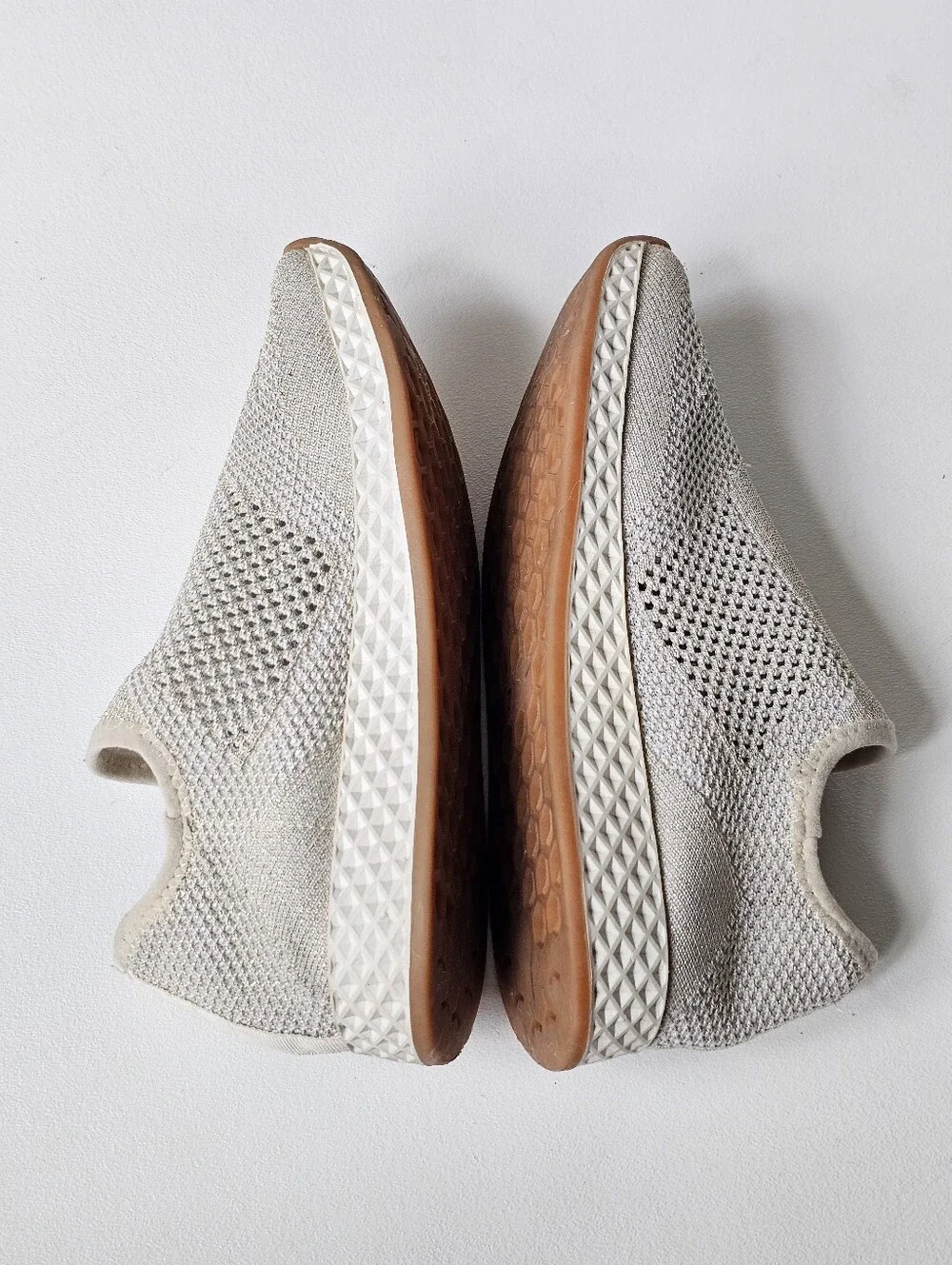 Urban Sport by J/Slides TIA Gold Metallic Knit Slip-On Sneakers Women's Size 7